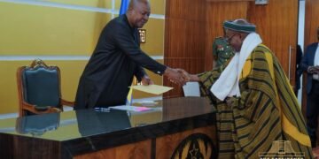 Mahama mourns Ya-Na Abukari II, describes him as a father figure