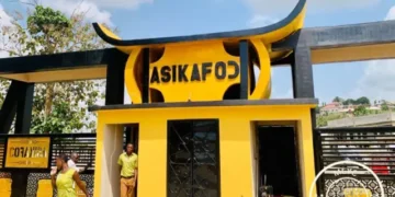 Obuasi SHTS: Teachers among 3 remanded over attack on headmaster