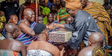 Kojo Antwi pays courtesy call on Otumfuo at Manhyia Palace