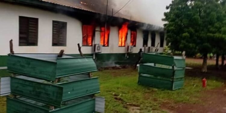 N/R: Yendi firefighters race 61km to contain blaze at Gushegu Nursing College