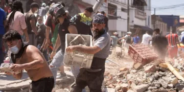 Colombia declares state of emergency after powerful 7.4-magnitude earthquake kills 132