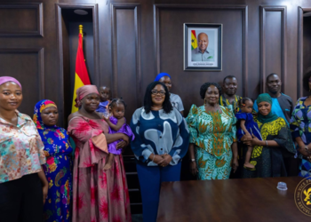 Vice President engages Kayayei Association on livelihood challenges