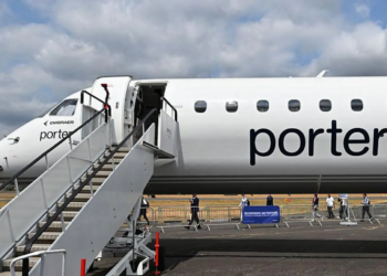Canada flight cancelled after child refuses to wear seat belt