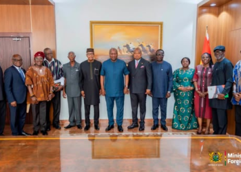 AU Chairmanship Committee presents five reports to President Mahama