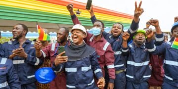 President Mahama praises Ghanaian engineers for reviving Tema Oil Refinery