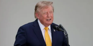 US-Canada trade war escalates as Trump threatens tariff hike on vehicles