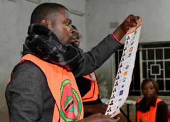 Zambia resumes vote counting after security concerns halt electoral process