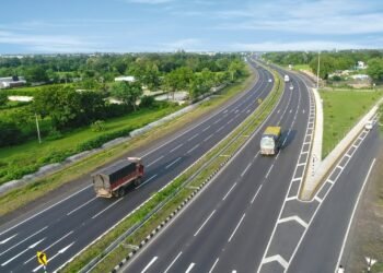 Mahama to oversee 175.6km right-of-way handover of Accra-Kumasi Expressway today