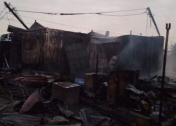 G/A: GNFS battles fires in Teshie Fertilizer and Kotobabi, prevents wider damage