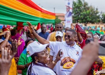 Gideon Boako distributes motorised spraying machines to Tano North cocoa farmers