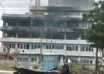 Fire breaks out at SIC Insurance Takoradi office