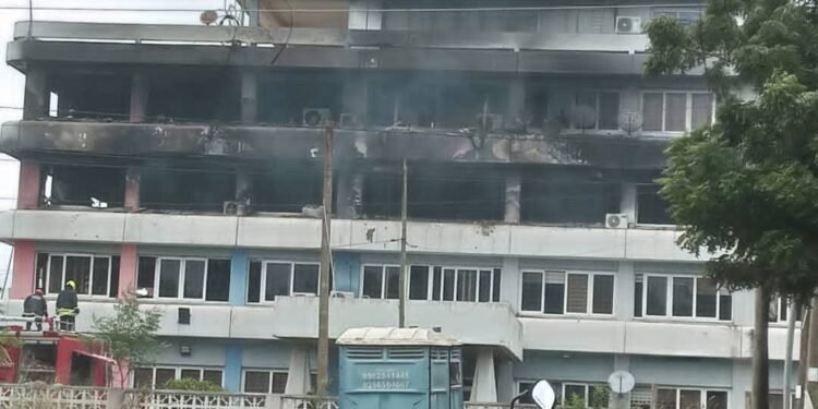 Fire breaks out at SIC Insurance Takoradi office