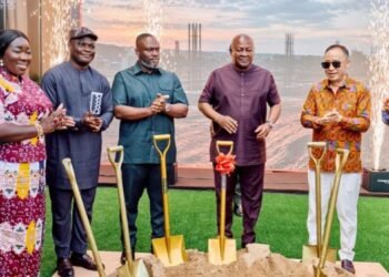 Mahama cuts sod for US$1.3bn Sentuo Airport Garden City project, calls for Ghanaian participation