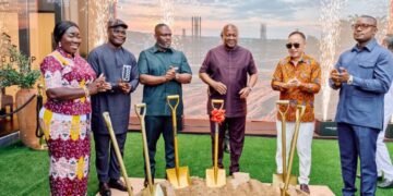 Mahama cuts sod for US$1.3bn Sentuo Airport Garden City project, calls for business participation