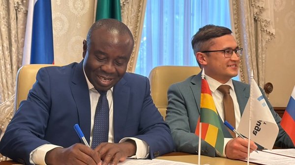 Ghana signs agreement with Russia to recruit workers for industrial, manufacturing jobs