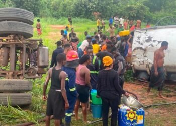 Fuel tanker overturns on Accra-Kumasi Highway after front tyre burst, two injured