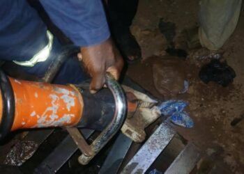 E/R: GNFS rescues man trapped in drainage cover at Agormanya Abanse
