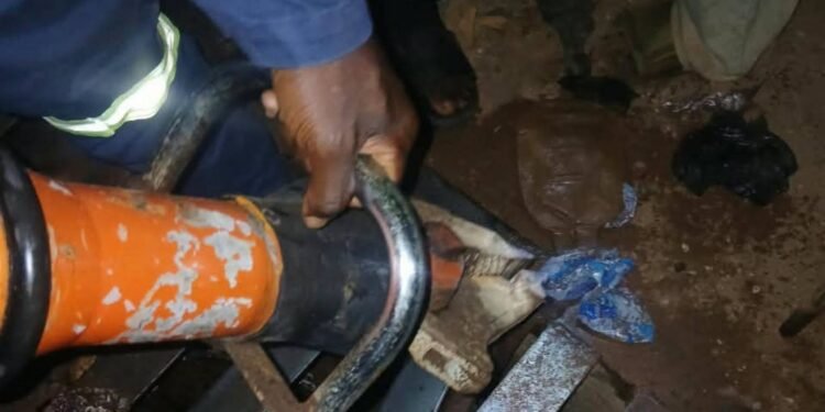 E/R: GNFS rescues man trapped in drainage cover at Agormanya Abanse