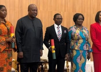 ‘No favour for any party’ – Mahama swears in new EC deputy chairpersons