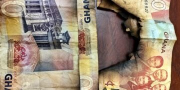BoG flags practice of taping damaged cedi notes for recirculation