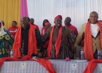 Central Region teacher unions back continued strike over unresolved concerns