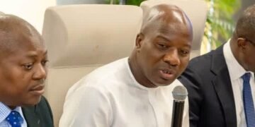 Mahama Ayariga urges banks to take responsibility for beautifying public spaces