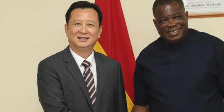 Ghana, China explore stronger partnership in road infrastructure development