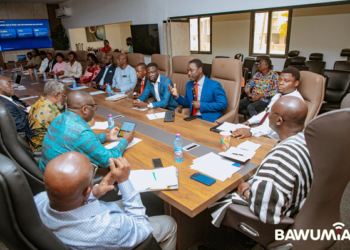 Bawumia meets health sector associations over recruitment, regulation and conditions of service