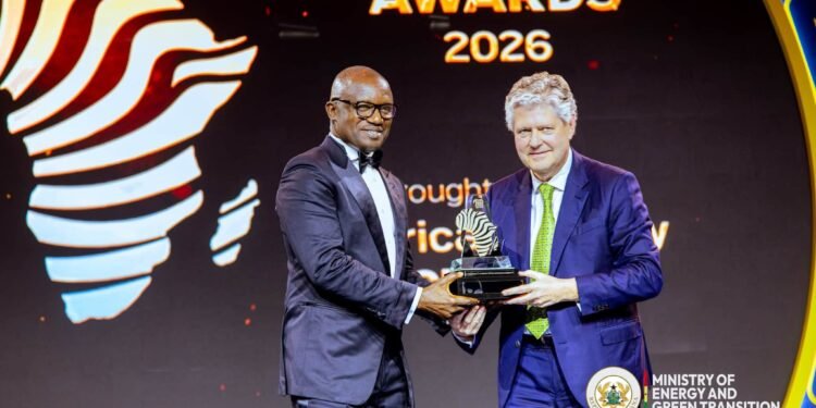 Jinapor congratulates Kosmos Energy CEO on lifetime achievement award